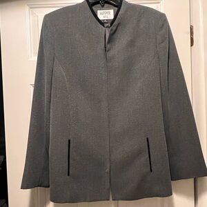 Kasper Women's Gray Jacket